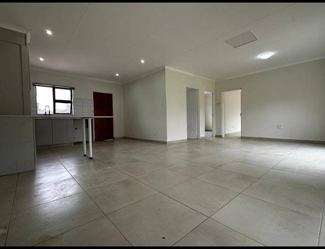 2 BEDROOM PROPERTY TO RENT IN WINGATE PARK